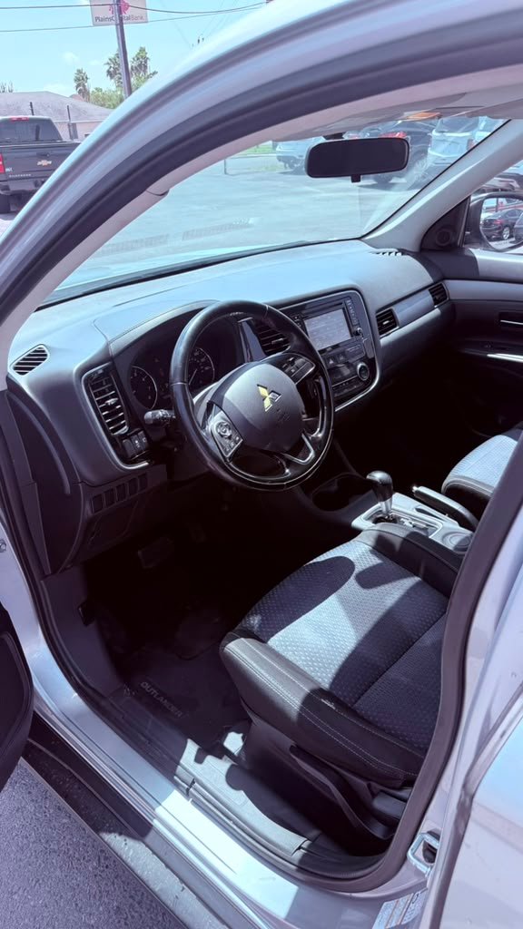 2016 MITSUBISHI OUTLANDER